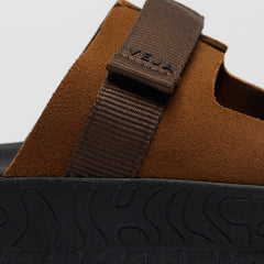 ARPOADOR SUEDE COGNAC EAGLE BLACK